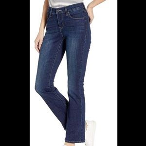 Classy Blue Jeans 👖